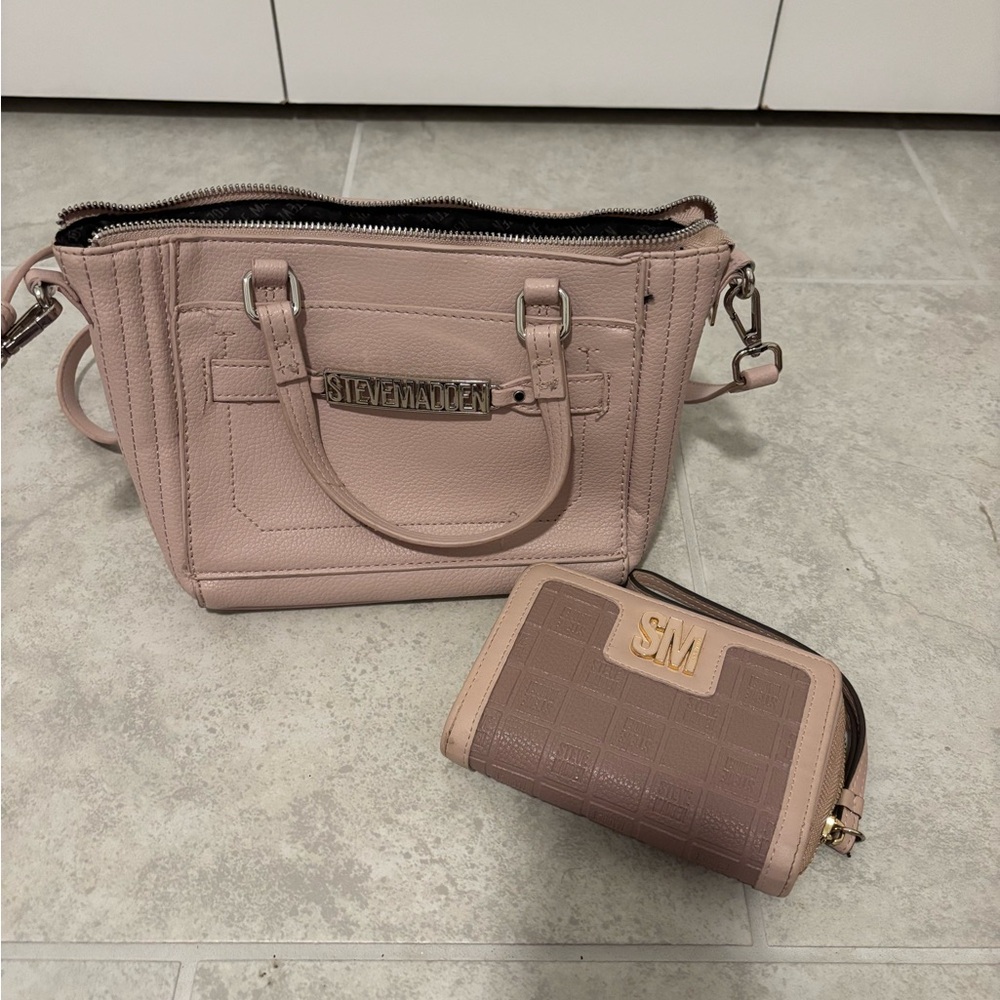 Steve Madden Blush Satchel and Wallet Set